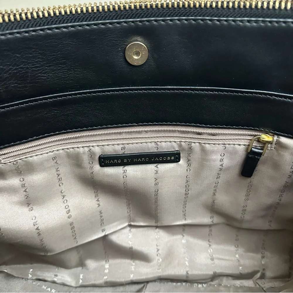 Marc By Marc Jacobs Tote Bag - Picture 10 of 16